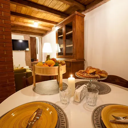 Romantic Nest