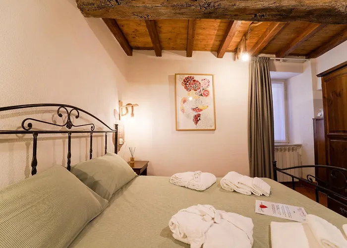 Romantic Nest *